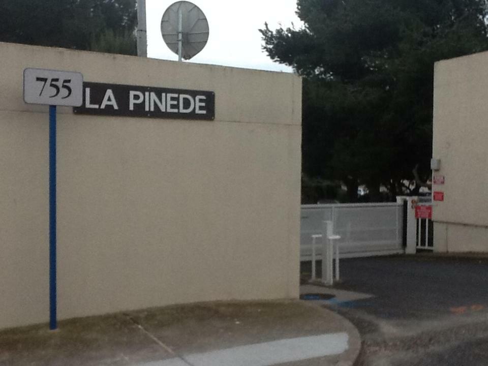 La Pergola De La Plage 格吕桑 外观 照片